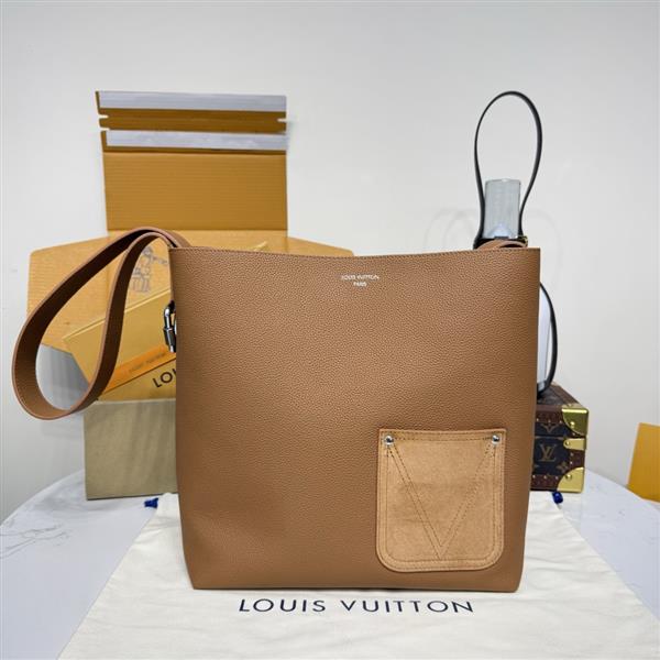 2026120181651380 270